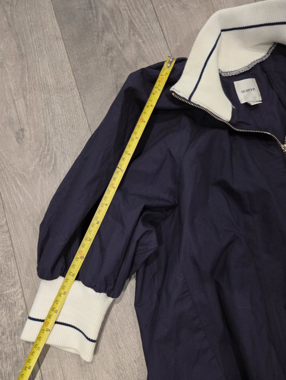 Maeve Anthropologie Navy Cream Statement Collar Gold Zip Top Medium - Picture 7 of 11